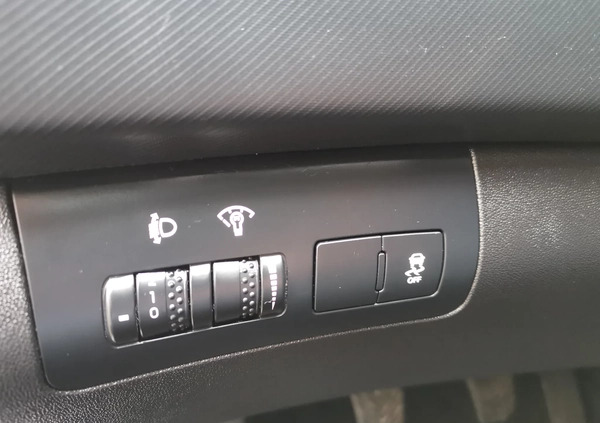 Kia Ceed cena 23500 przebieg: 194000, rok produkcji 2011 z Gorlice małe 436